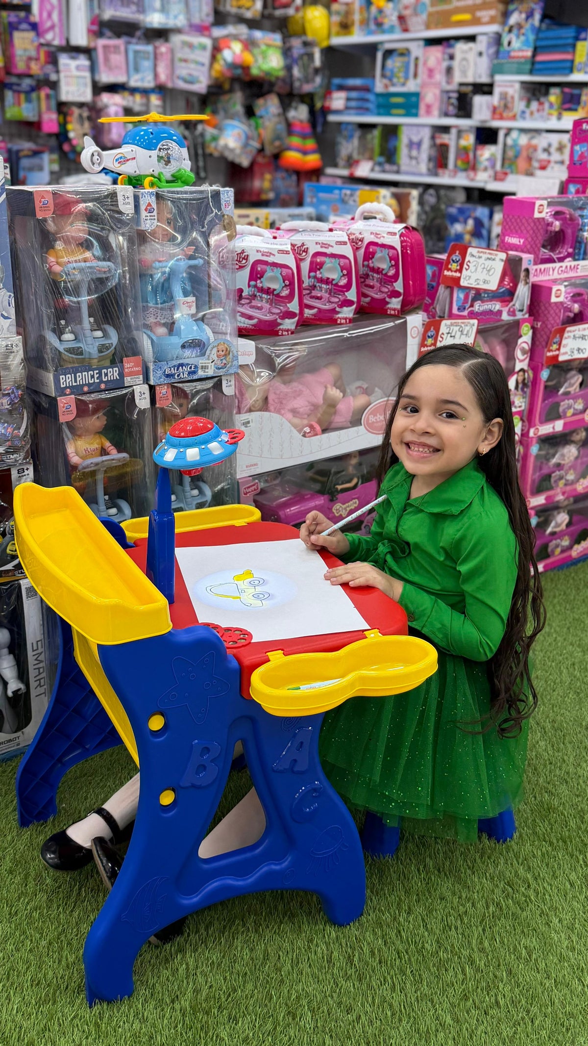 Mesa Proyector Infantil Desarmable Armaty con Silla